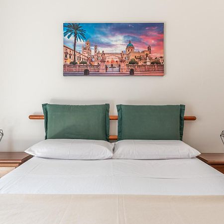 I Mori-Holiday Apartment Palermo Exterior foto