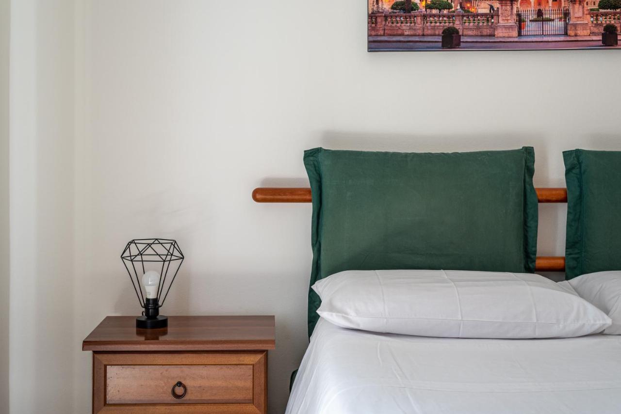 I Mori-Holiday Apartment Palermo Exterior foto
