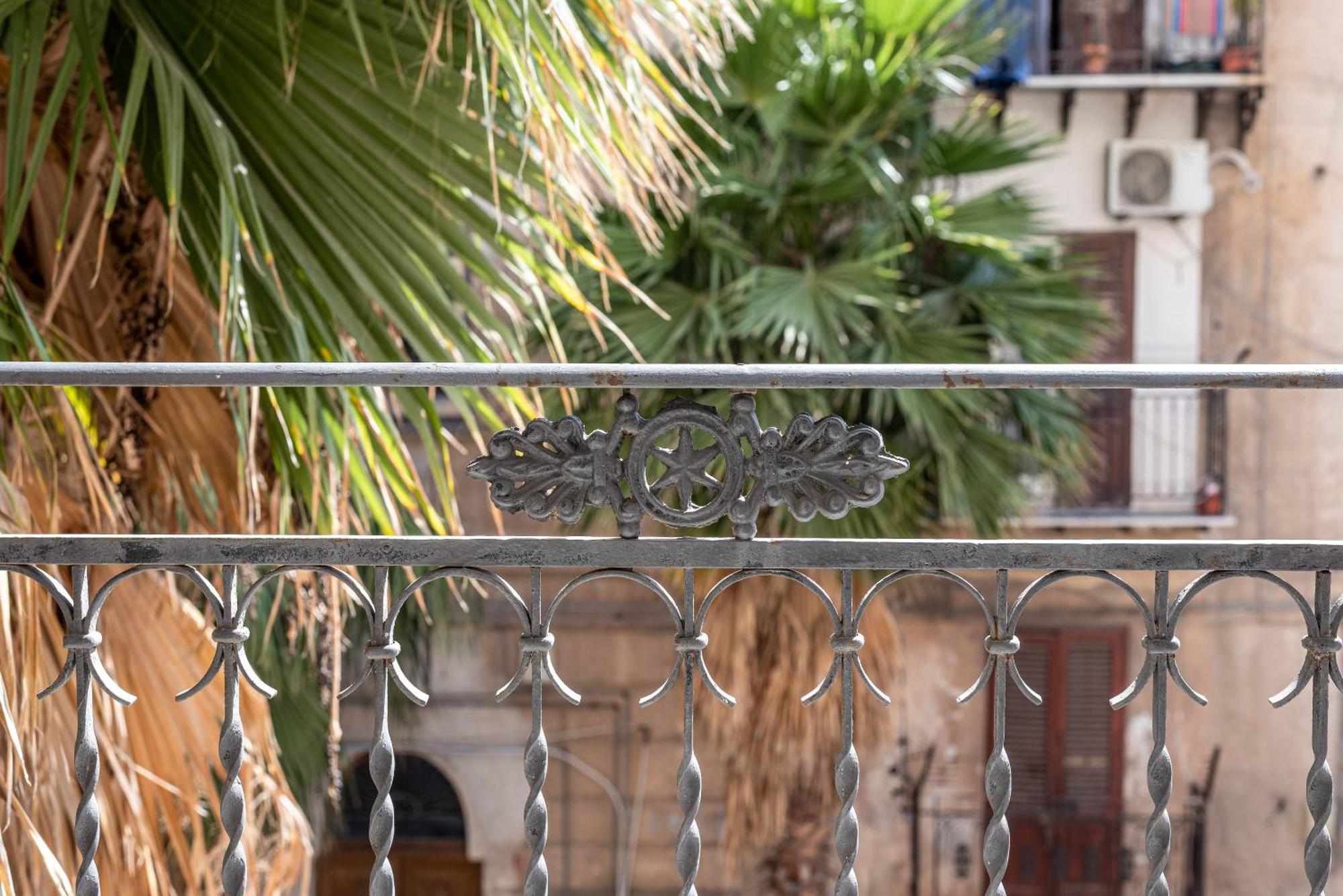 I Mori-Holiday Apartment Palermo Exterior foto